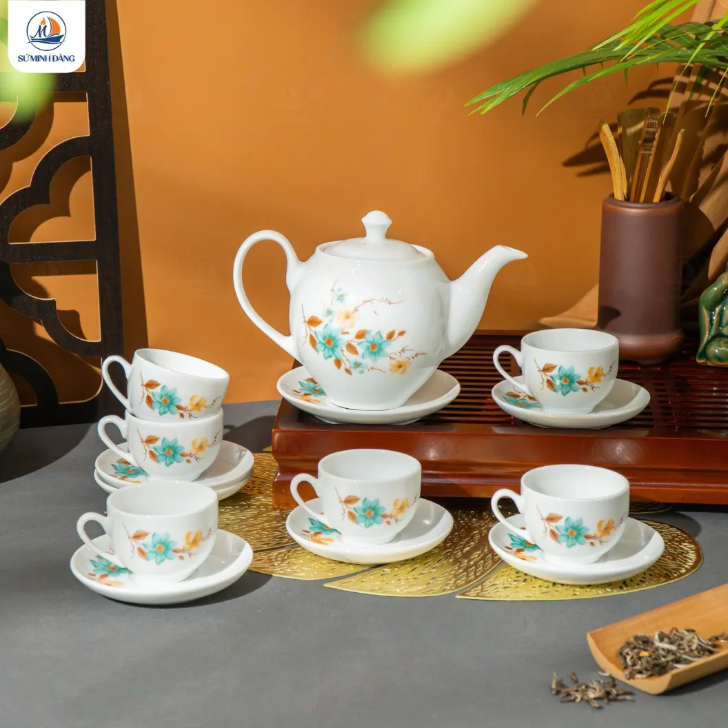 Bộ ấm chén trắng họa tiết hoa đồng nội dáng bạch hạc