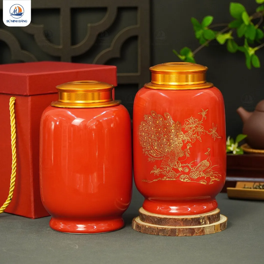 Hũ trà Khổng Tước Khai Vận in logo