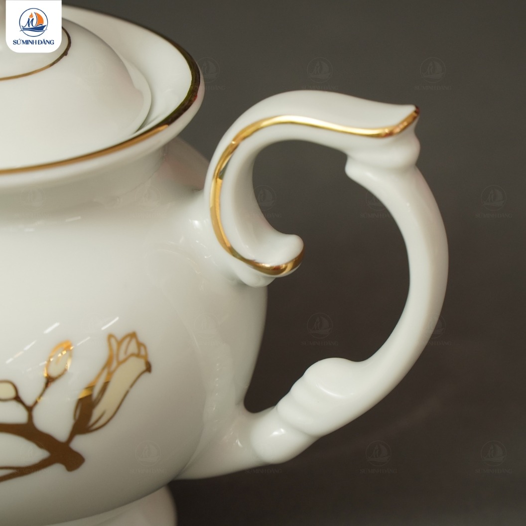 Bộ ấm chén Hoa Mộc Lan dáng đài các