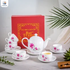 Bộ ấm trà trắng họa tiết hồng lan