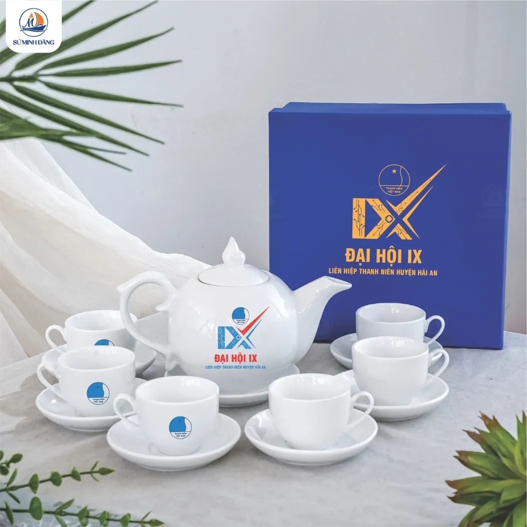 bộ ấm chén in logo quà tặng kỷ niệm 30 năm ra trường