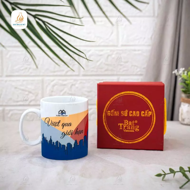 Cốc sứ quai C in logo in hình theo yêu cầu
