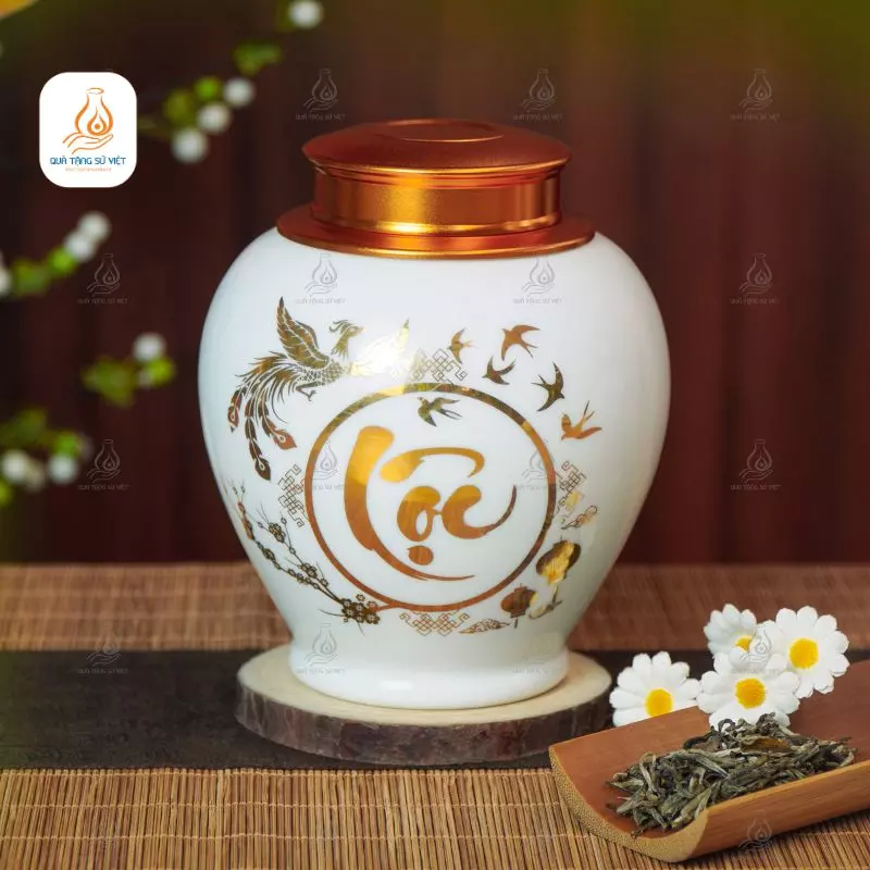 Hũ trà trắng in chữ Lộc vàng kim
