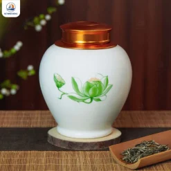 Hũ trà gốm trắng hoa sen xanh