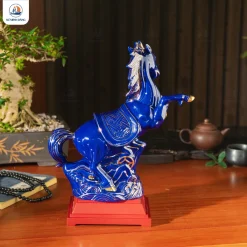 Tượng gốm Lộc Mã Tụ Tài kẻ vàng kim