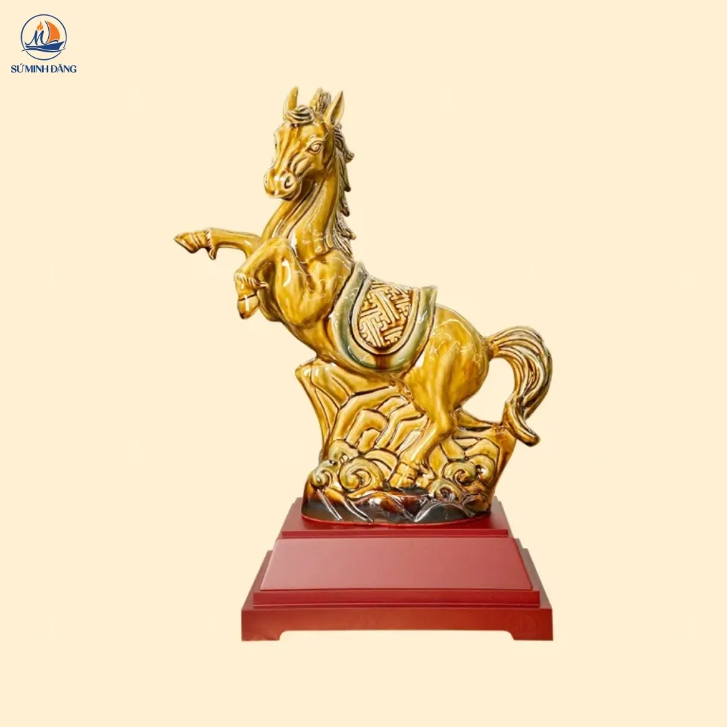 Tượng gốm Lộc Mã Tụ Tài