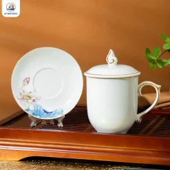 Ly sứ Hồng Liên