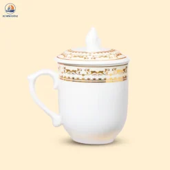 Cốc sứ họa tiết hoa dây nắp lửa