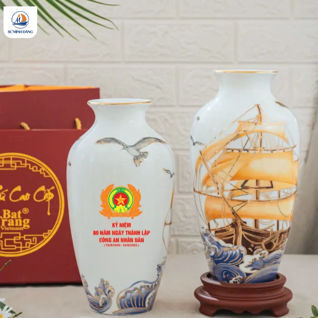 Bình gốm Thuận Buồm Xuôi Gió - 1