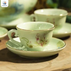 Bộ ấm chén đài các hồng liên